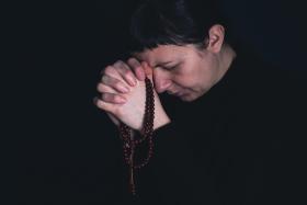 Christian life crisis prayer to God.
